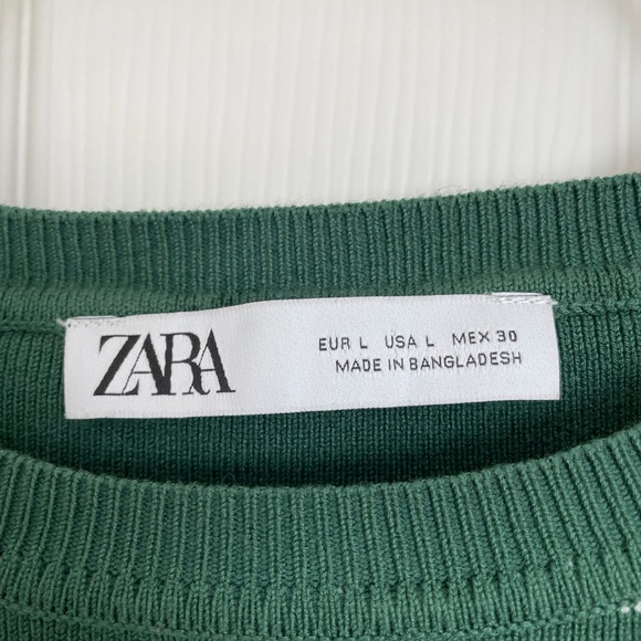 Zara Striped Green and Cream Sweater - Picture 2 of 3